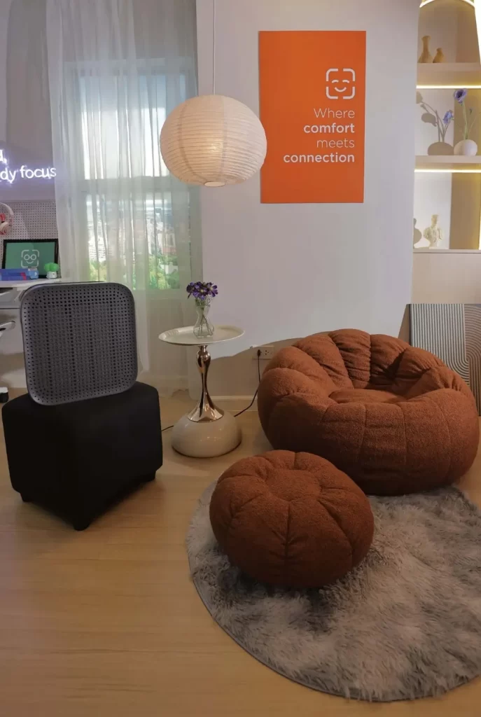 Daikin Solutions Center Showroom Host Mobile Version